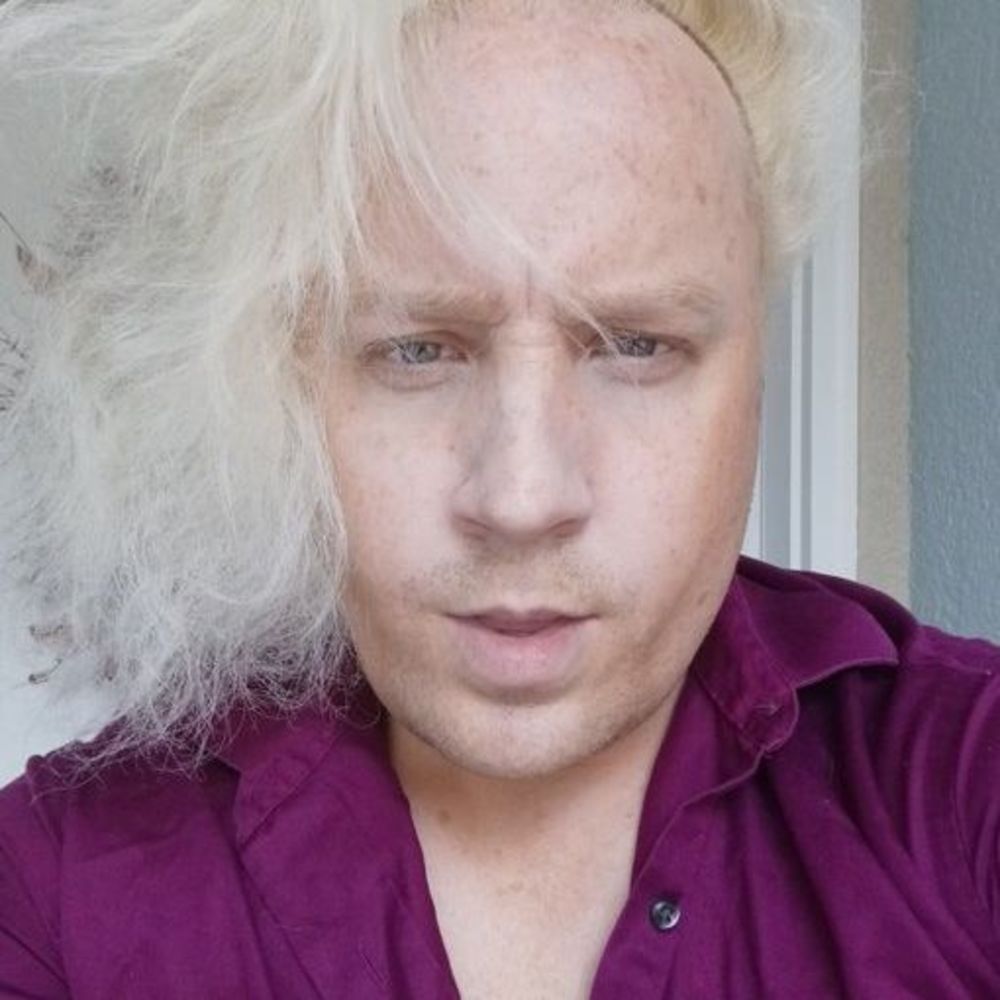 Meet your Posher, Jonathan